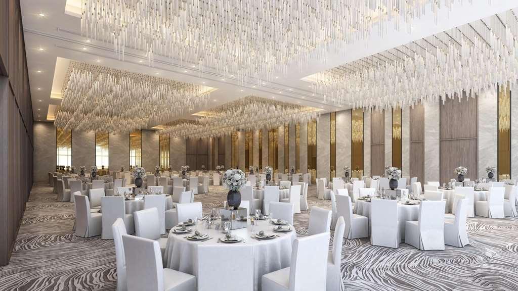 Embassy Suites By Hilton Dubai Business Bay Удобства фото